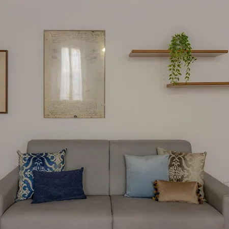 Central Cozy Apartment