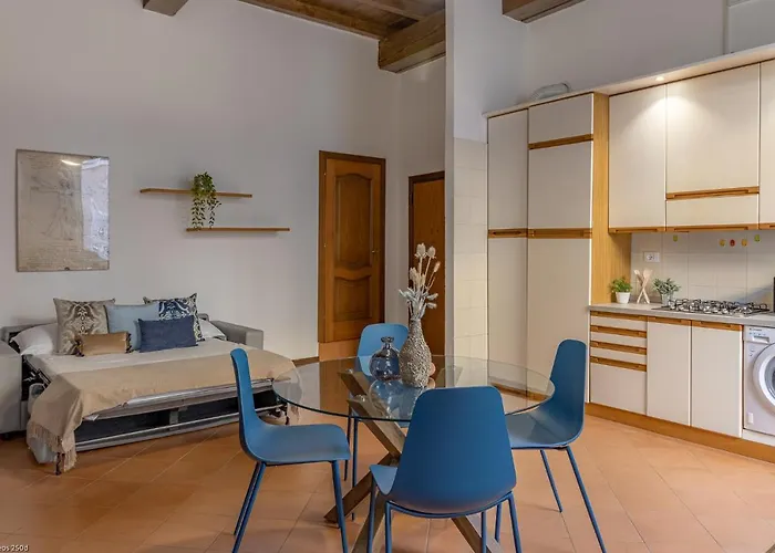 Central Cozy Lägenhet *